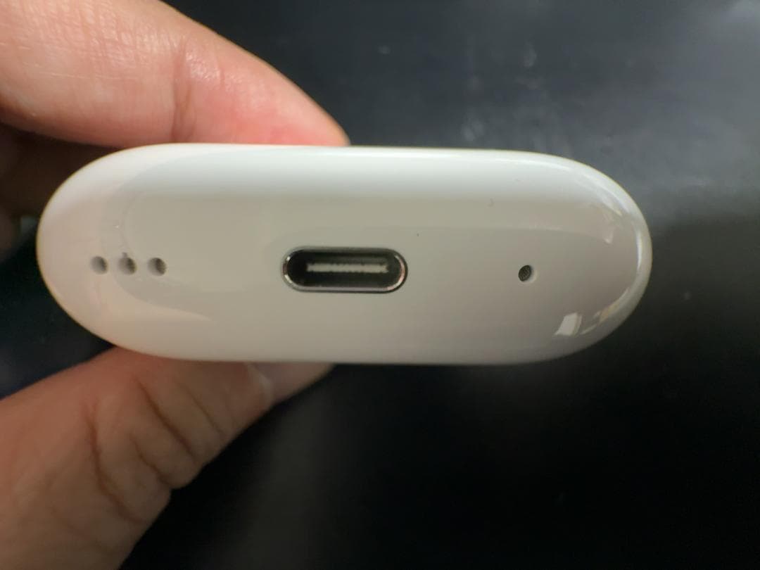 【Apple】AirPods Pro（第2世代）（USB-C） MTJV3J/A