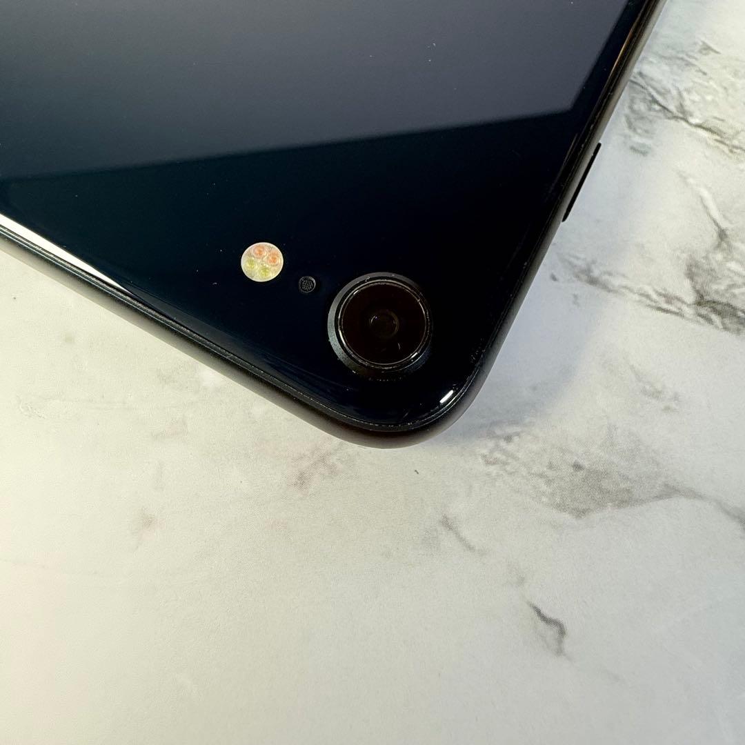 ★美品　iPhone SE 3 (第3世代) 256GB SIMフリー