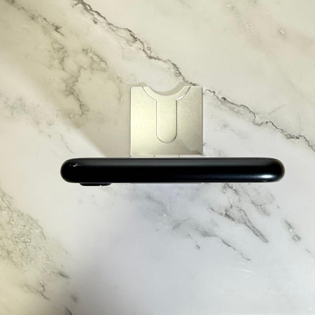 ★美品　iPhone SE 3 (第3世代) 256GB SIMフリー