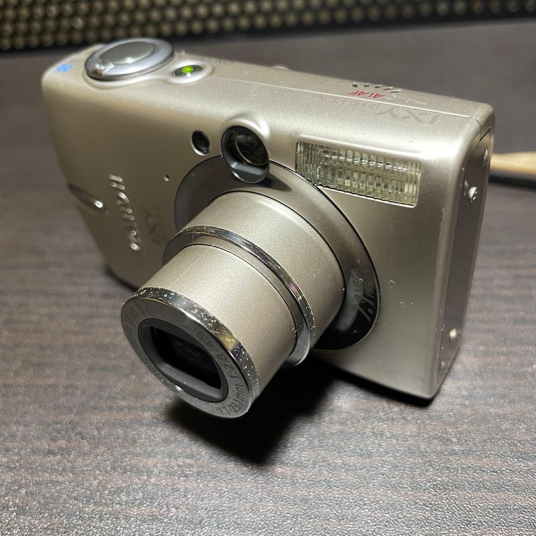 コンデジ　IXY digital 700 canon