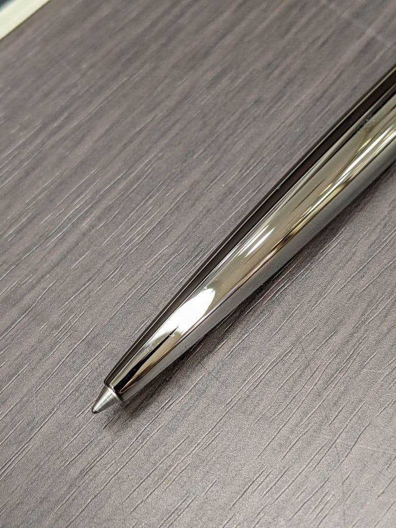 dunhill ダンヒル シルバー ボールペン　替芯付き