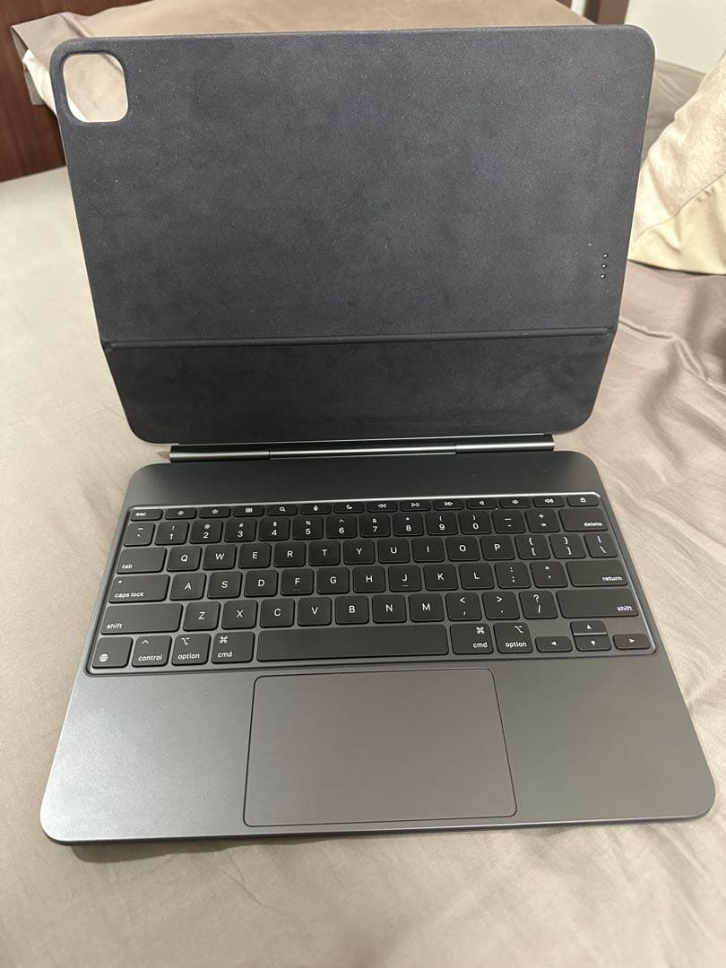 iPad pro 13インチ用(m4,m5)Magic Keyboardブラック