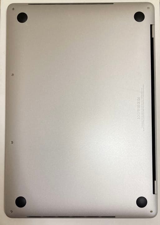 MacBook Pro 13インチ　2016年モデル　Touch Bar付き