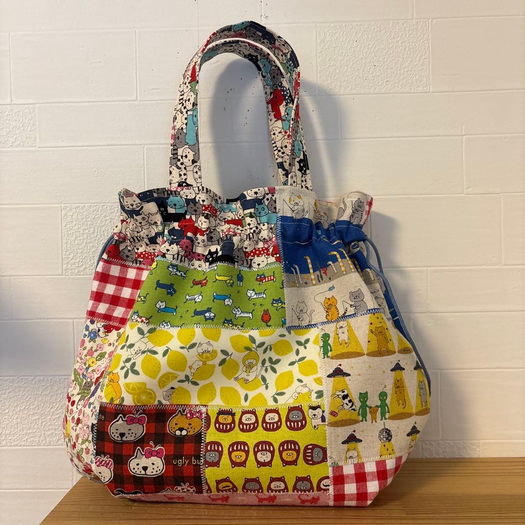 感謝価格　猫柄　パッチワーク　トートバッグ　エコティッシュカバー　巾着
