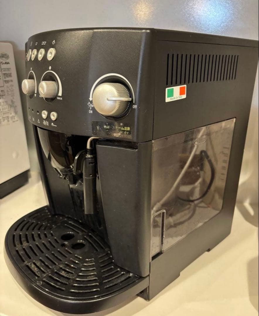DeLonghi MAGNIFICA エスプレッソマシン ESAM1000SJ