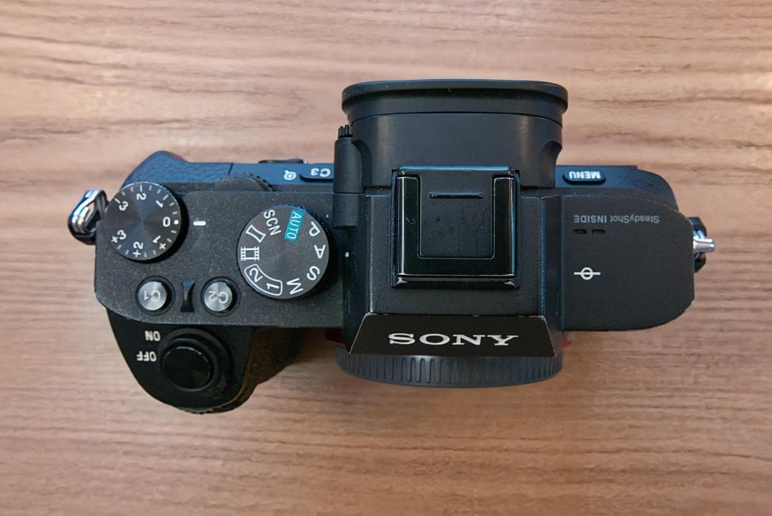 SONY α7 II ボディILCE-7M2 + 良好な純正バッテリー2個