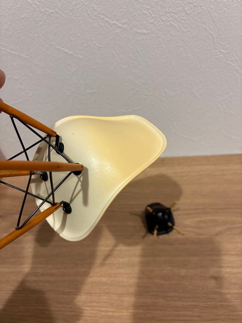 置物 Vitra Design Museum Eams shell chair