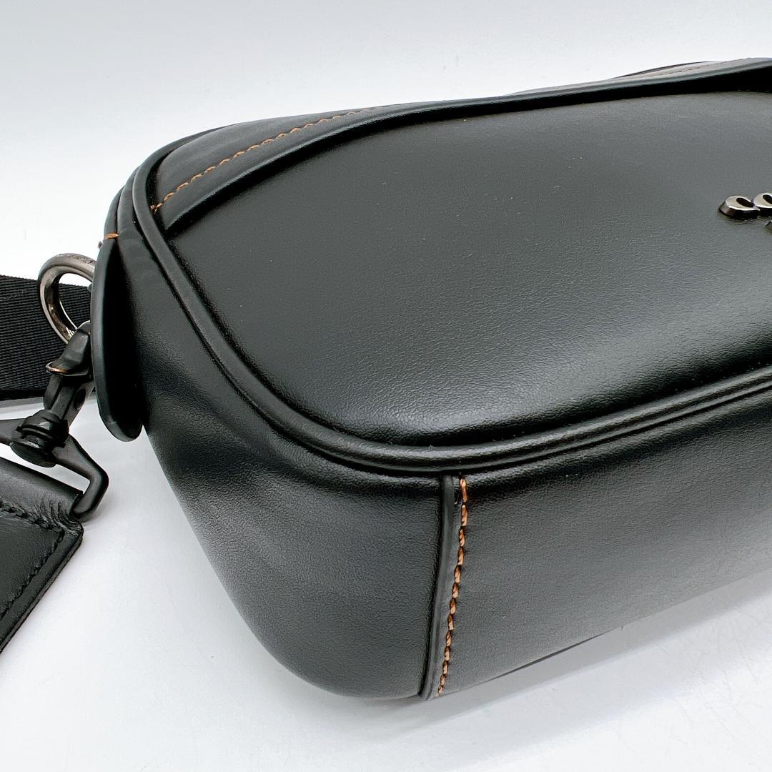 極美品 COACH グラハム クロスボディ ショルダーバッグ レザー f503