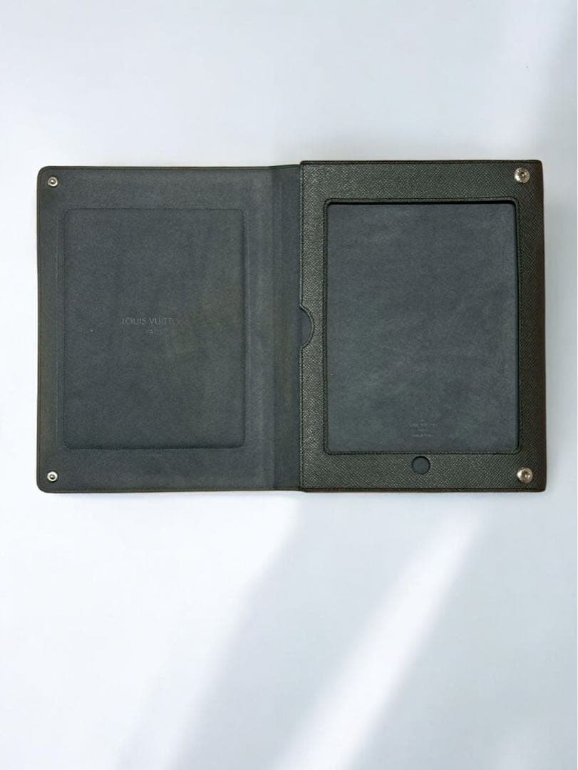 【即日発送】Louis Vuitton iPad 対応 M93804
