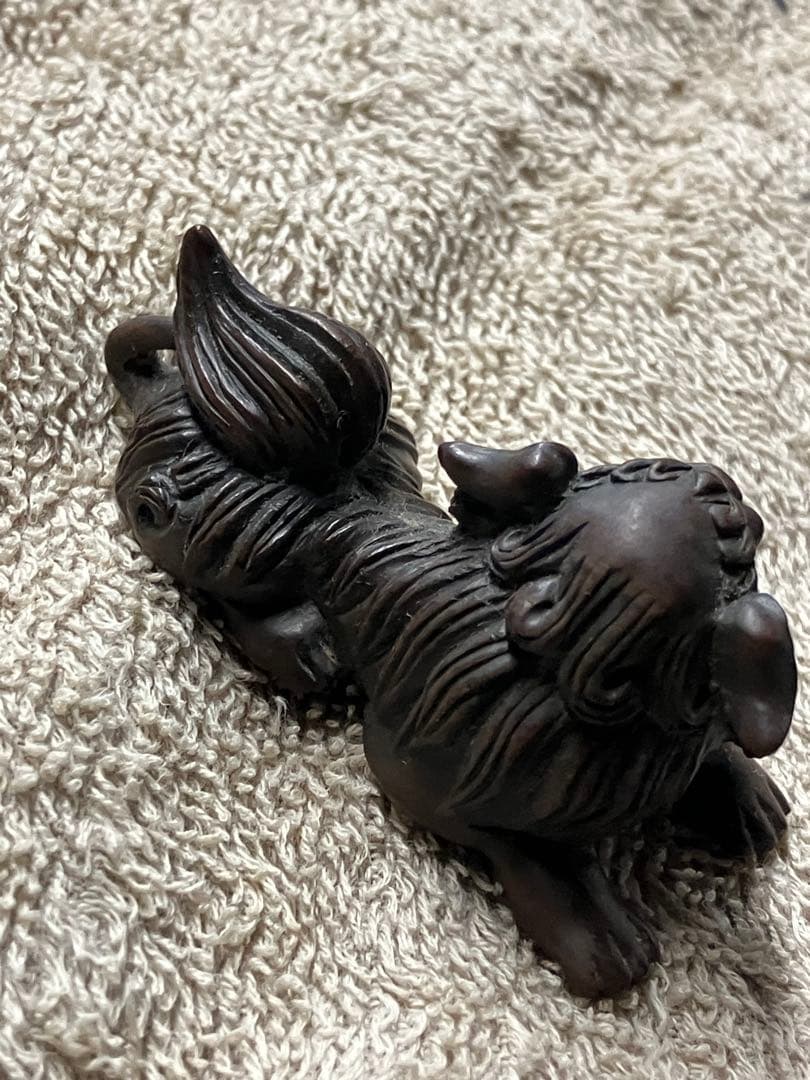 根付け　作者不明　刻印あり　獅子型　彫刻 約10cm
