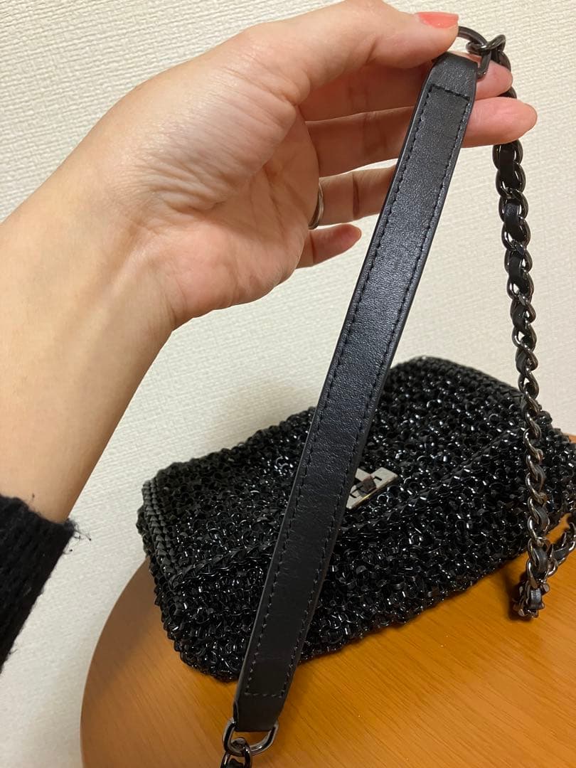 現行　アンテプリマ　ルケット　ミディアム　エナメルブラック　横長　ブラック