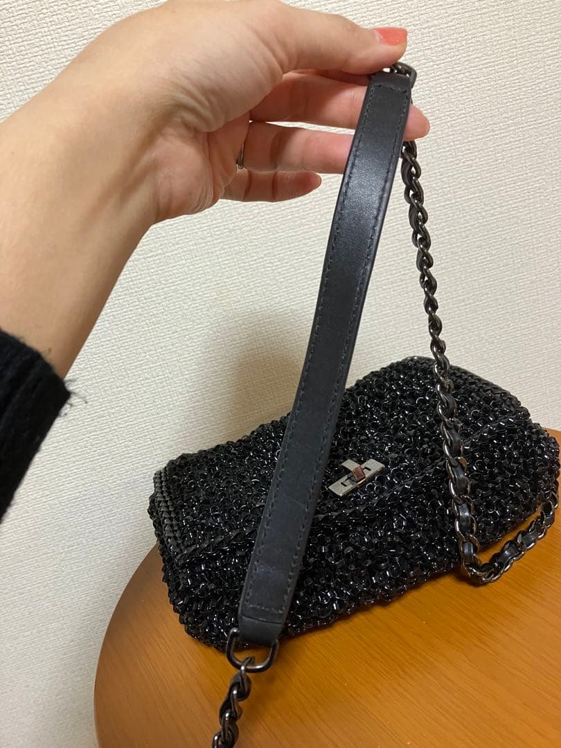 現行　アンテプリマ　ルケット　ミディアム　エナメルブラック　横長　ブラック