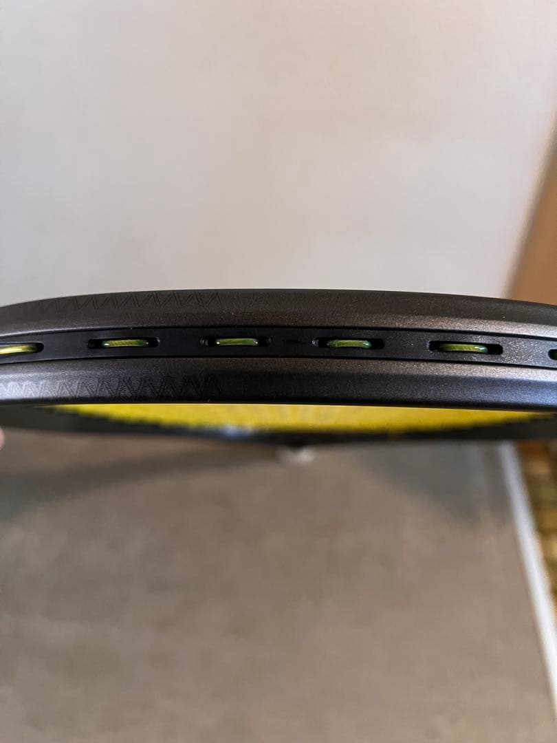 VOLTRAGE 8Sテニスラケット SL1