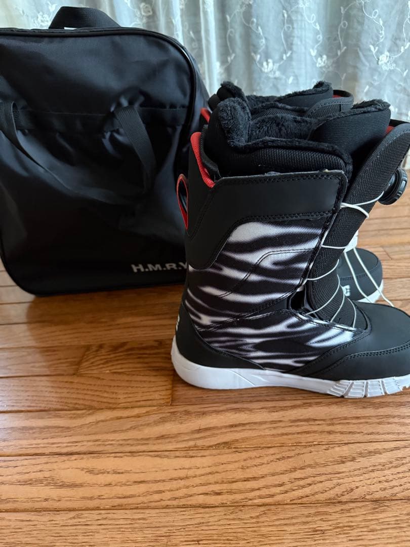 DC スノーボードブーツ ブラック/ホワイト 収納バッグ付き 最新モデル