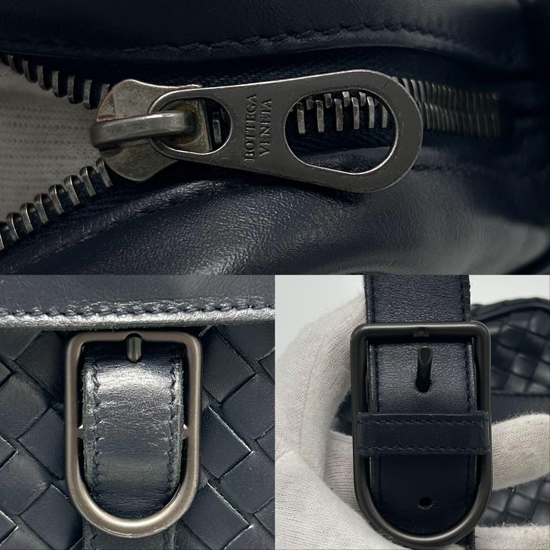 美品 ボッテガヴェネタ イントレチャート ショルダーバッグ レザー 紺色 メンズ