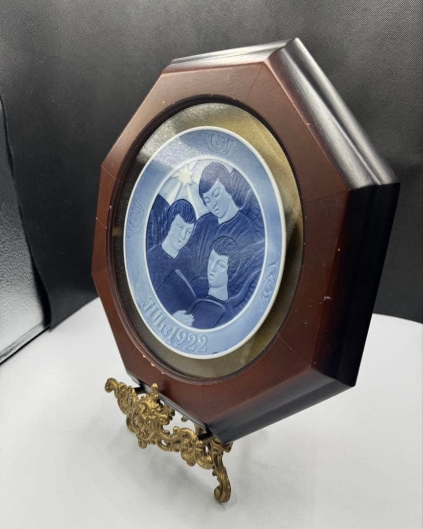 1922年ロイヤルコペンハーゲン　イヤープレート。額縁セット。