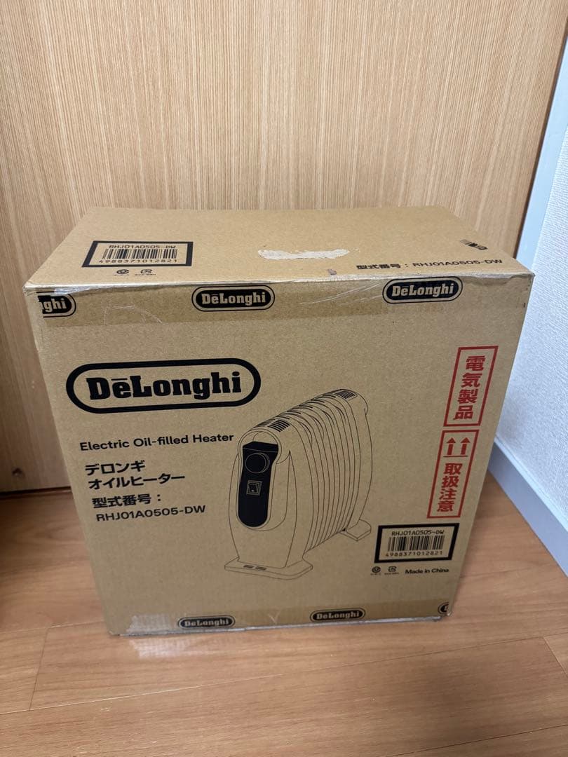 DeLonghi デロンギ　オイルヒーター　ミニ　RHJ01A0505-DW