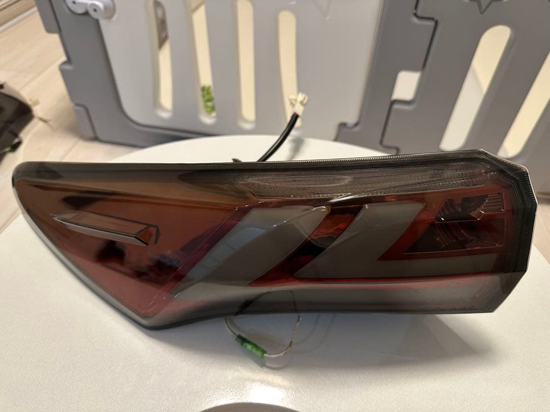 T*様 VALENTI ヴァレンティ ジュエルLEDテールランプREVO 60ハ