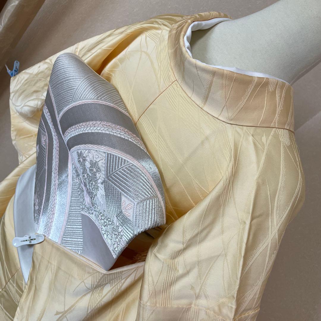 りんご　伊と幸謹製　優しい卵色の色無地