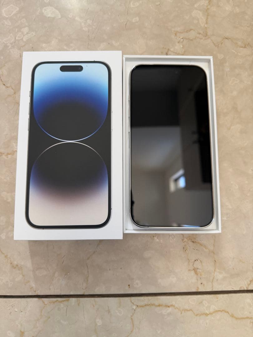 Apple iPhone 14 Pro 128GB シルバー SIMフリー