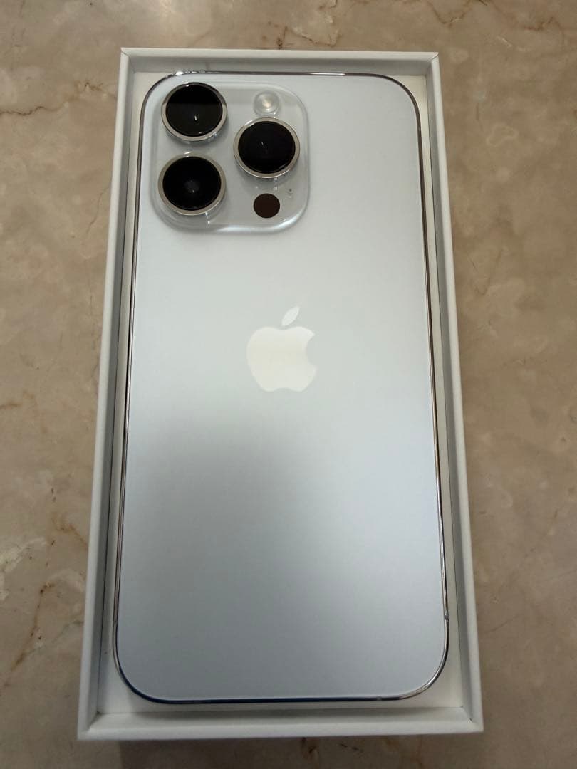 Apple iPhone 14 Pro 128GB シルバー SIMフリー