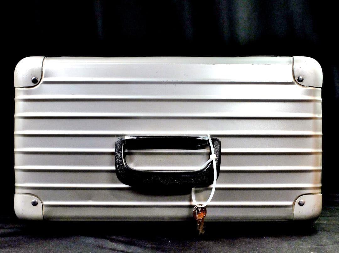 リモワ『AMAZONAS』Nr.269 コンパクトALUレポーターケース 鍵付