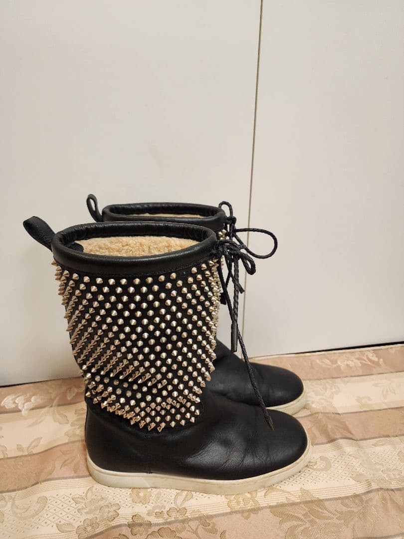Louboutin ルブタン・スパイクスタッズレザーブーツ・41 サイズ