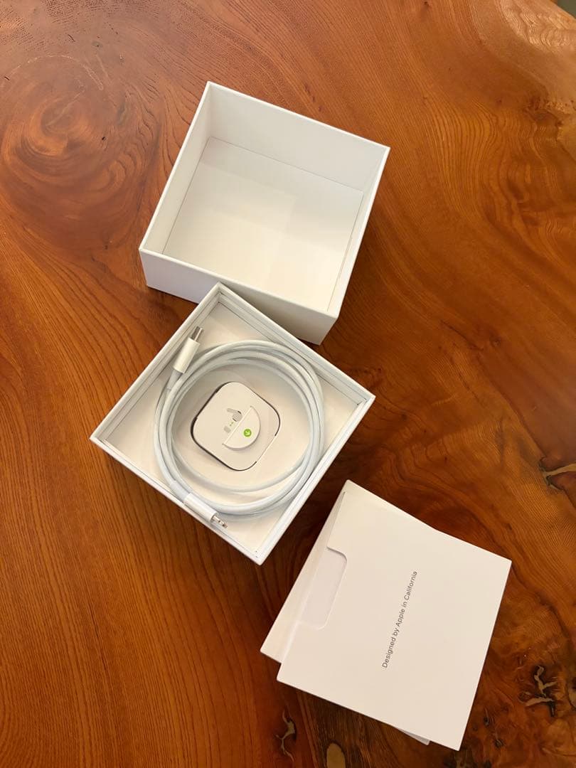 AirPods Pro 本体 充電ケース付き　第二世代