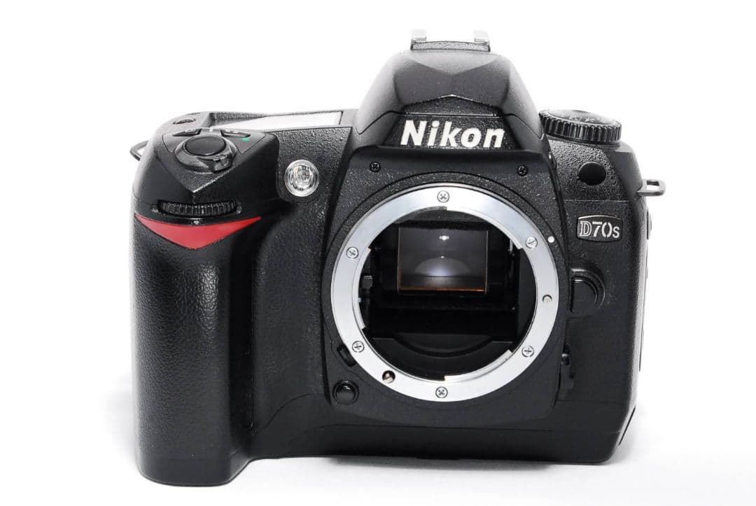 ♥初心者安心セット♥Nikon D70s♥操作簡単 高速シャッター AF対応