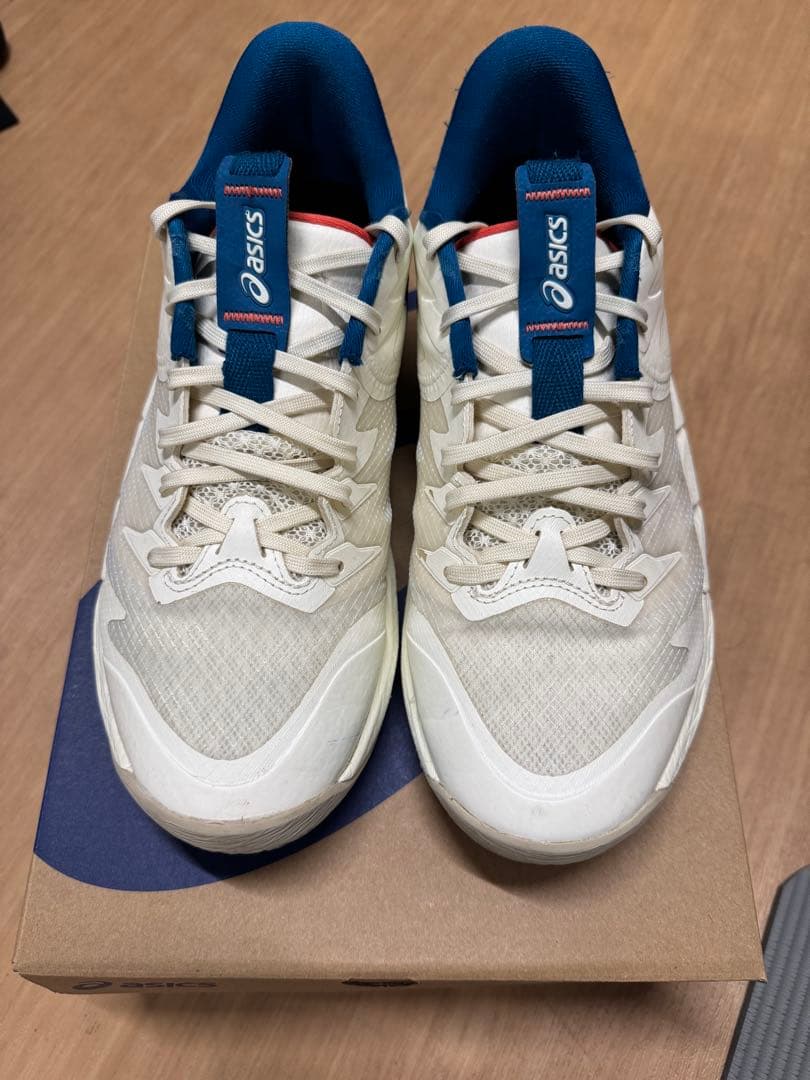 26.0㎝　asics UNPRE ARS low2