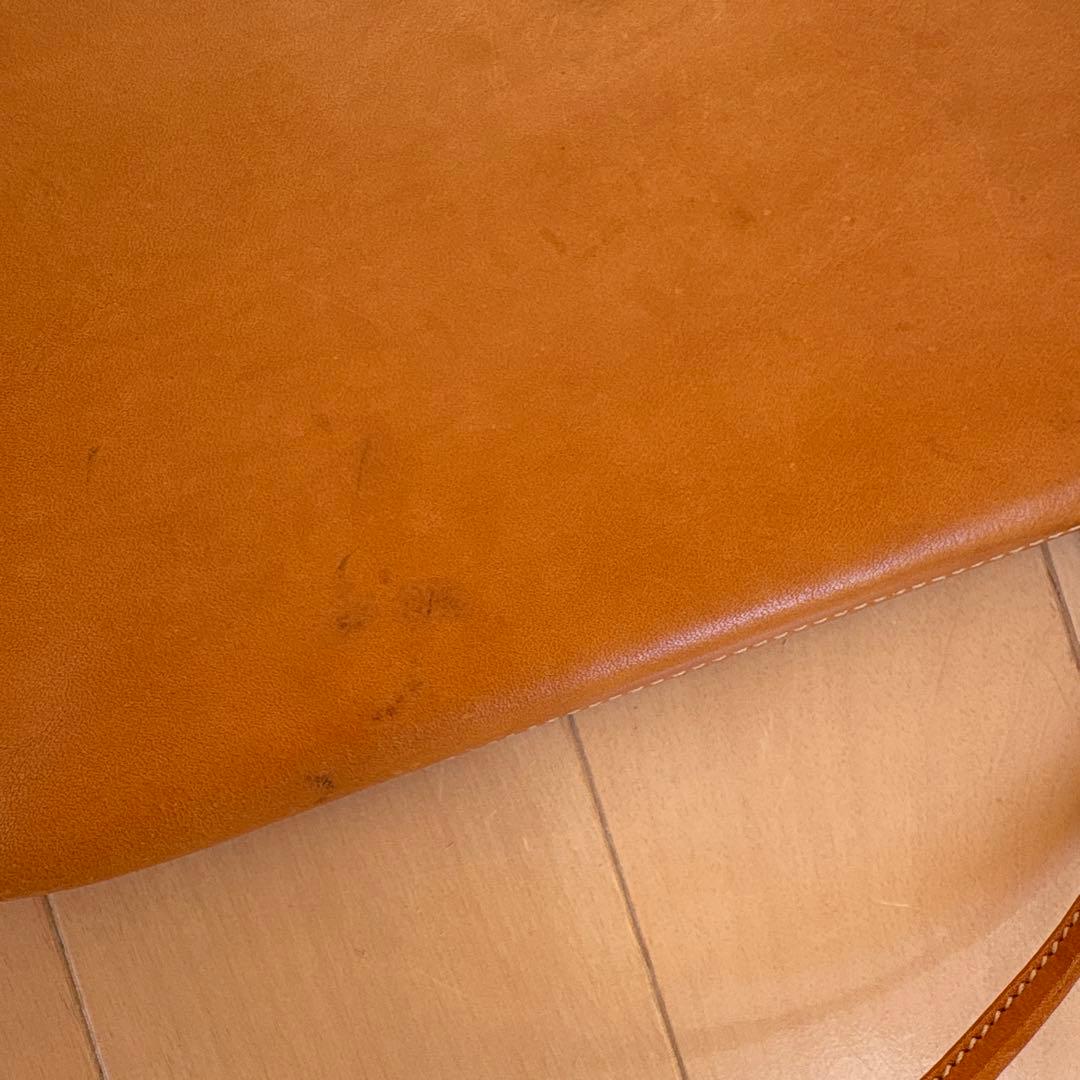 イルビゾンテ　レザーショルダーバッグ　革　カバン　鞄