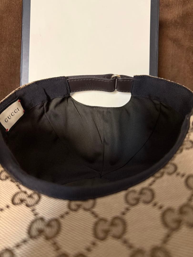 GUCCI GGキャンバス　ベースボールキャップ　ベージュ