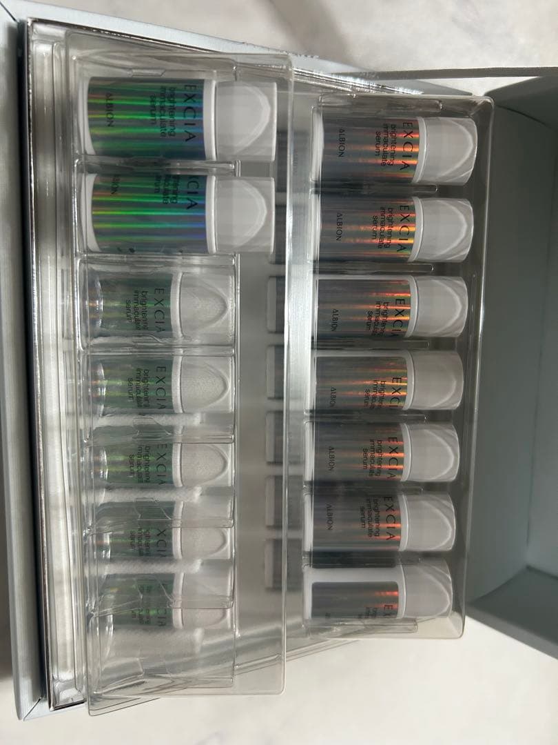 エクシア ブライトニング イマキュレート セラム