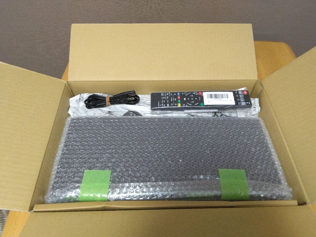 SHARP ブルーレイレコーダー　 BDーNW1000 保証付き　2番組同時録画