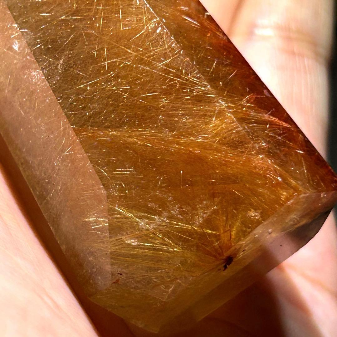 ☆最高品質！帝王秘宝！超希少！オレンジ　ゴールド　ルチル　原石　六角柱