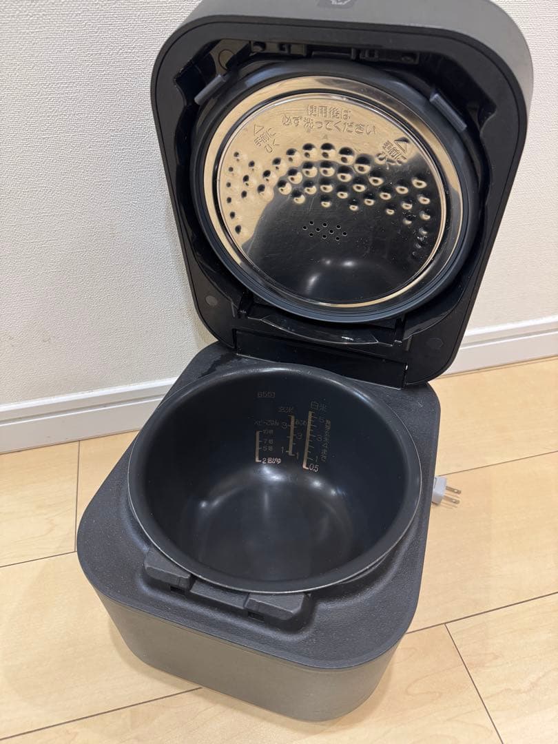 【yukichi】炊飯器 NW-SA10 ブラック　STAN.