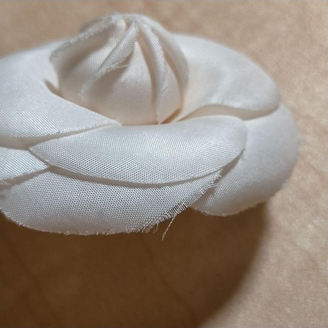 CHANEL シャネル カメリア コサージュ ブローチ ホワイト