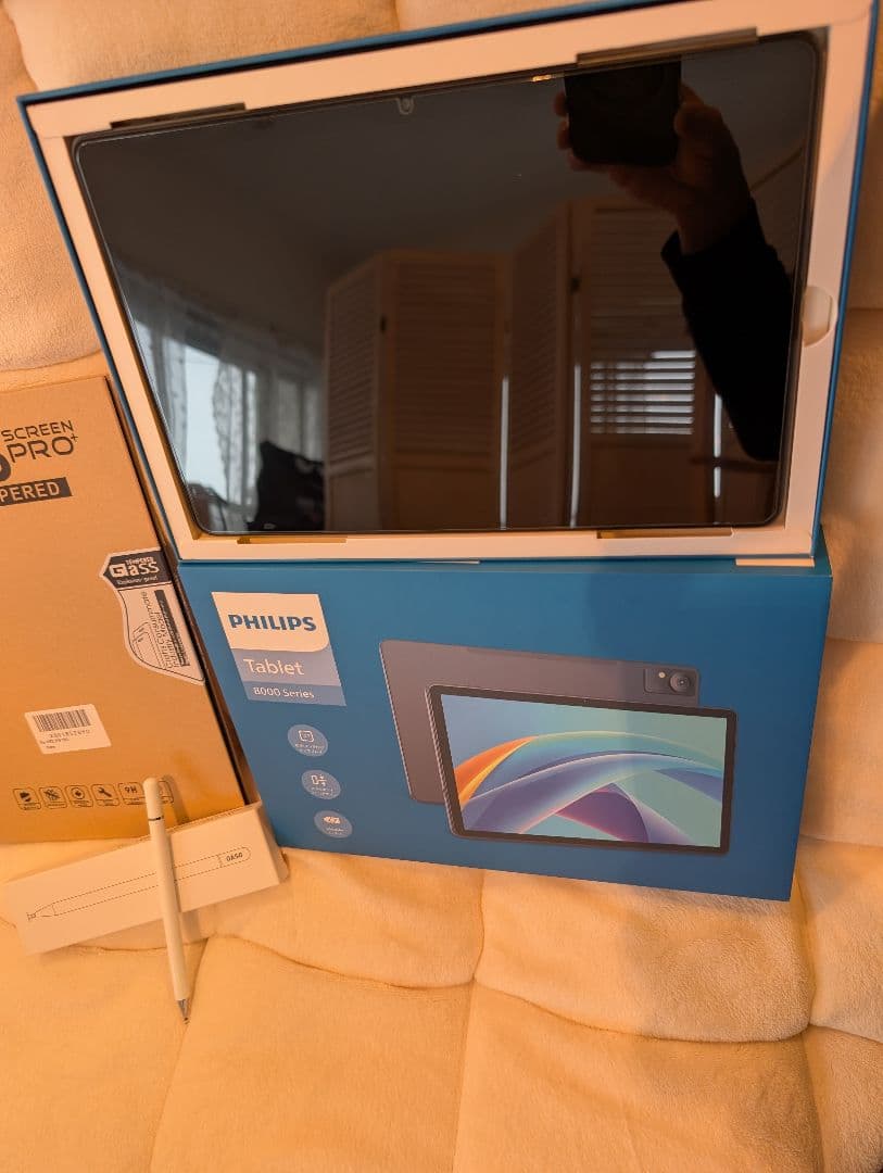 PHILIPS 8000シリーズタブレット T8015 本体