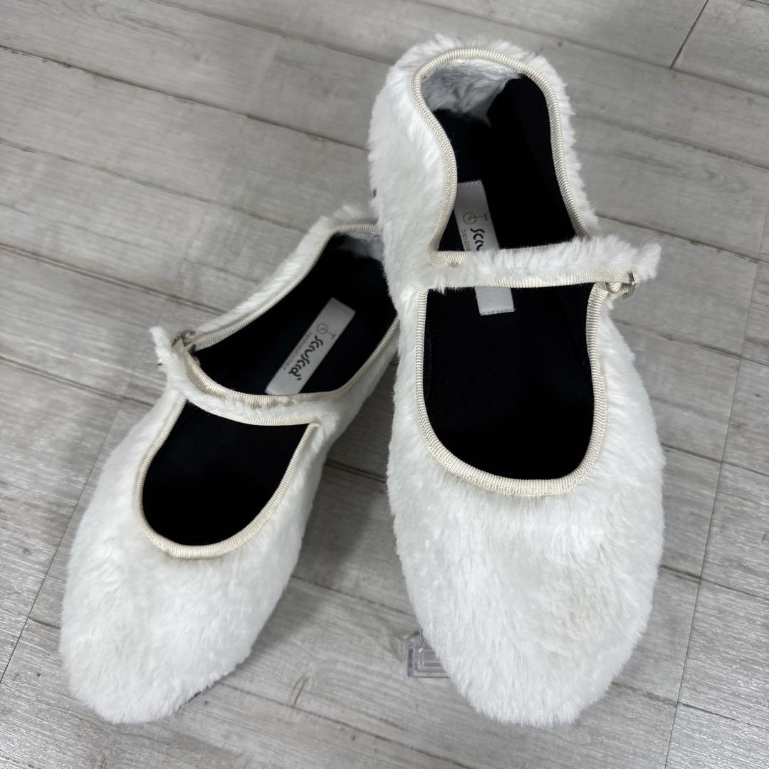 極美品　Sciuscia シューシャ　MARYJANE ファーシューズ　フラット