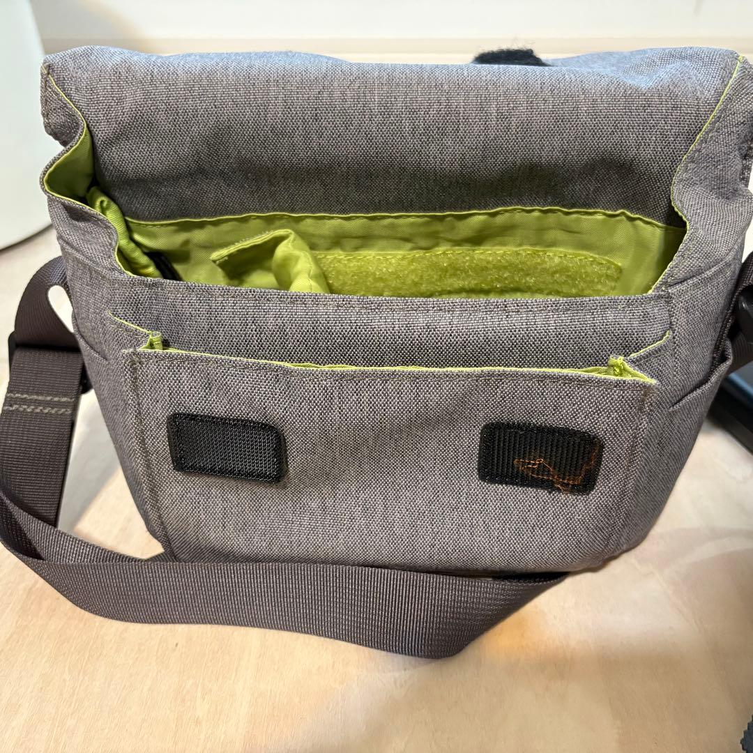 【極美品】Canon キヤノン ミラーレス一眼カメラ EOS M10レンズ2 黒