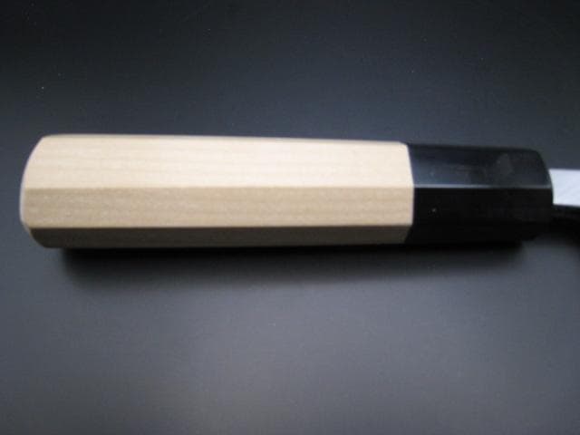 [新品未使用] 出刃150mm 白紙3号 朴木 八角 水牛