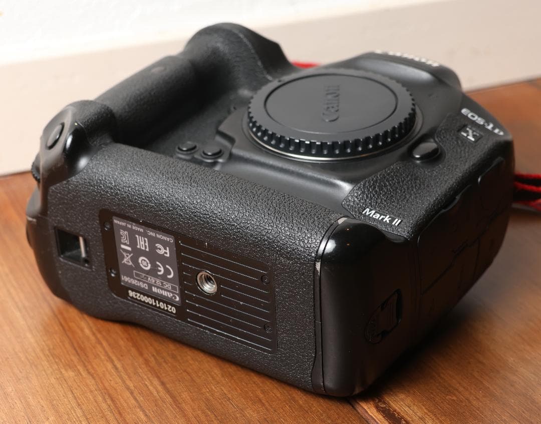 中古！CANON(キャノン)EOS1DX MARK2