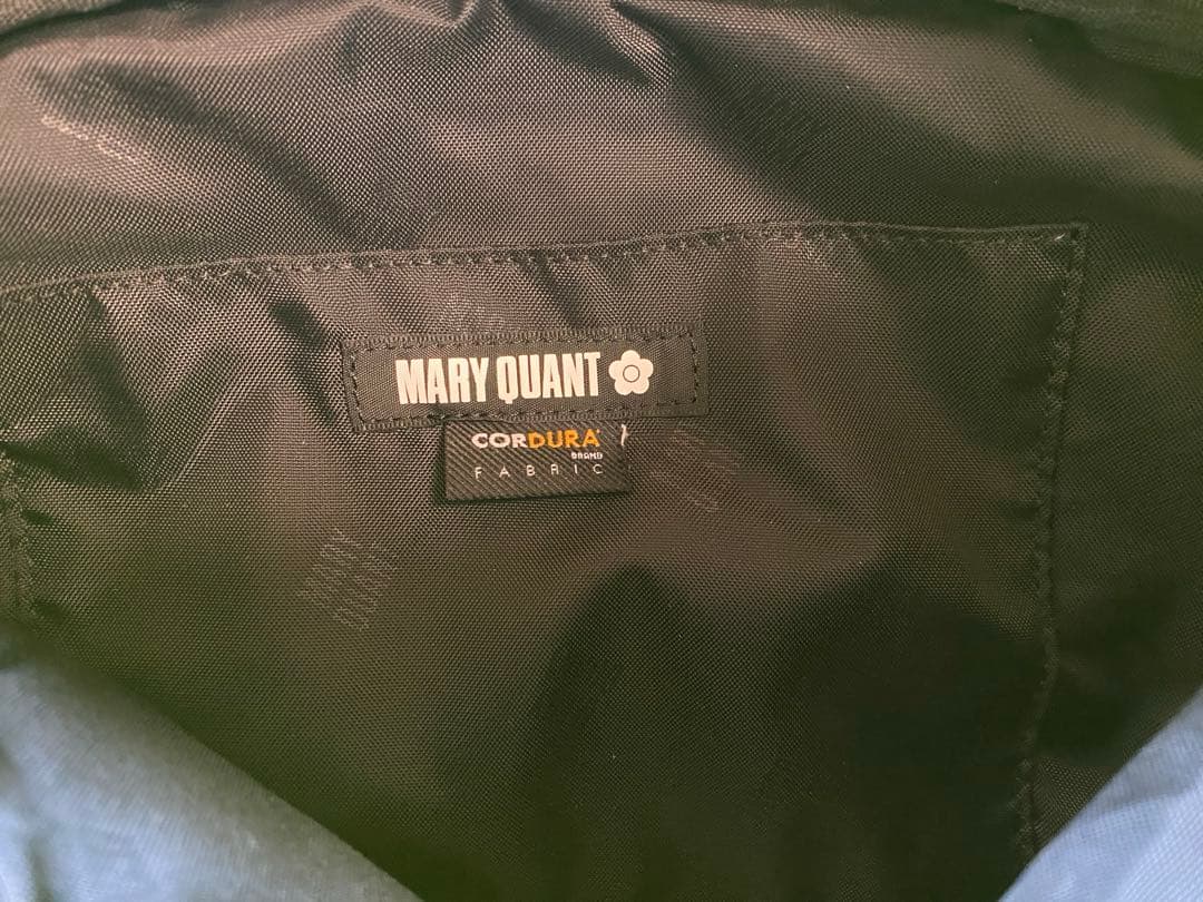 MARY QUANT ボディバッグ 黒　最後の一つ