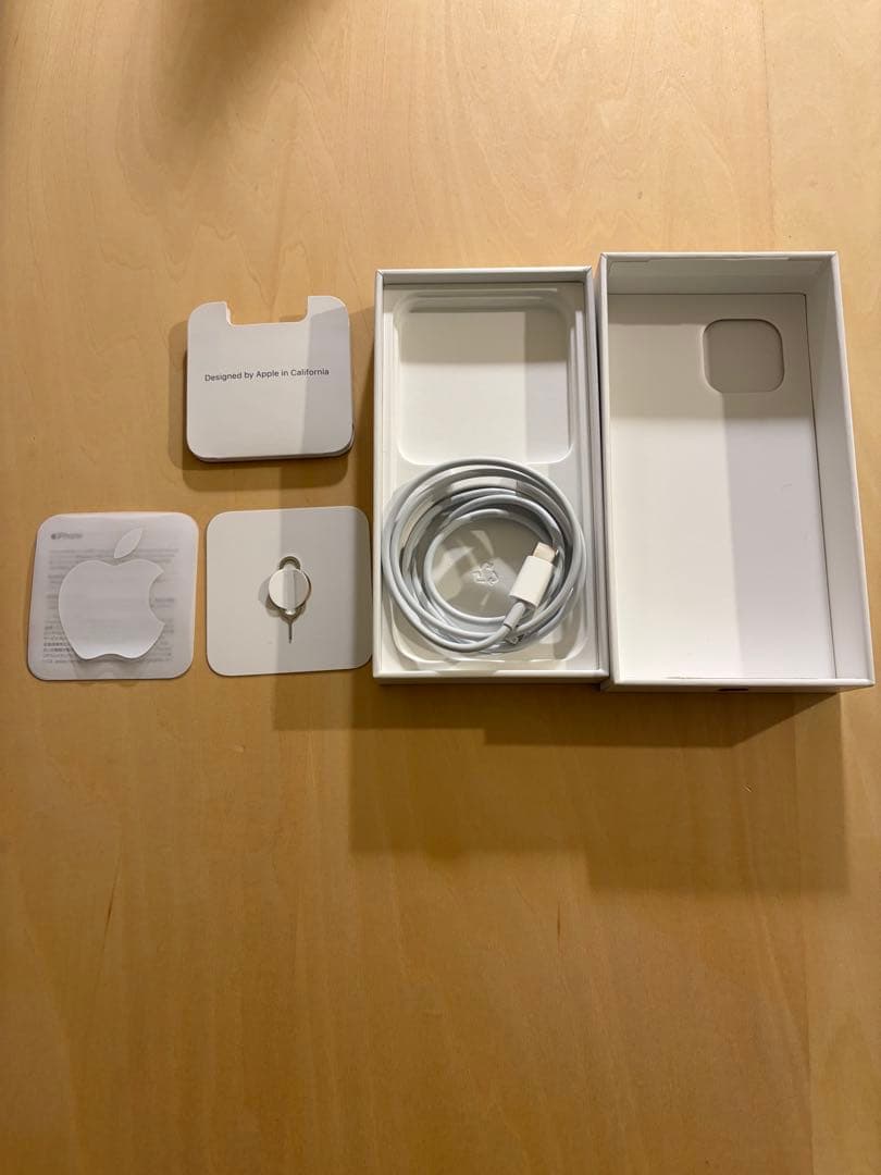 iPhone13 mini 256GB midnight simフリー　おまけ付