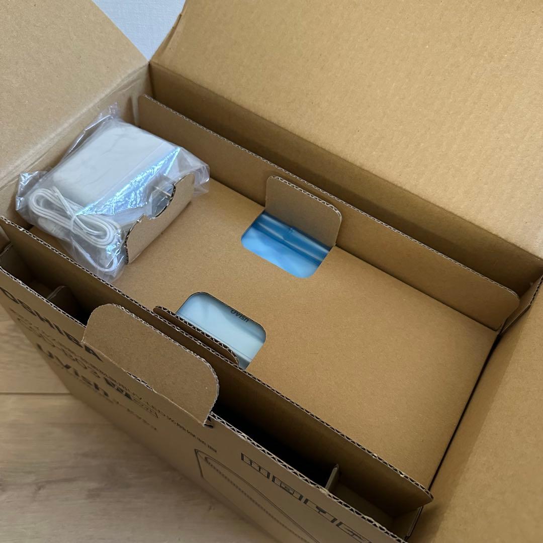 未使用 TOSHIBA CSD-B03 W UV-LED 脱臭機 ユービッシュ