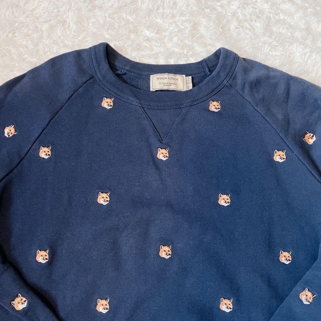 【希少】Maison Kitsune メゾンキツネ　トレーナー　総柄 ロゴ刺繍