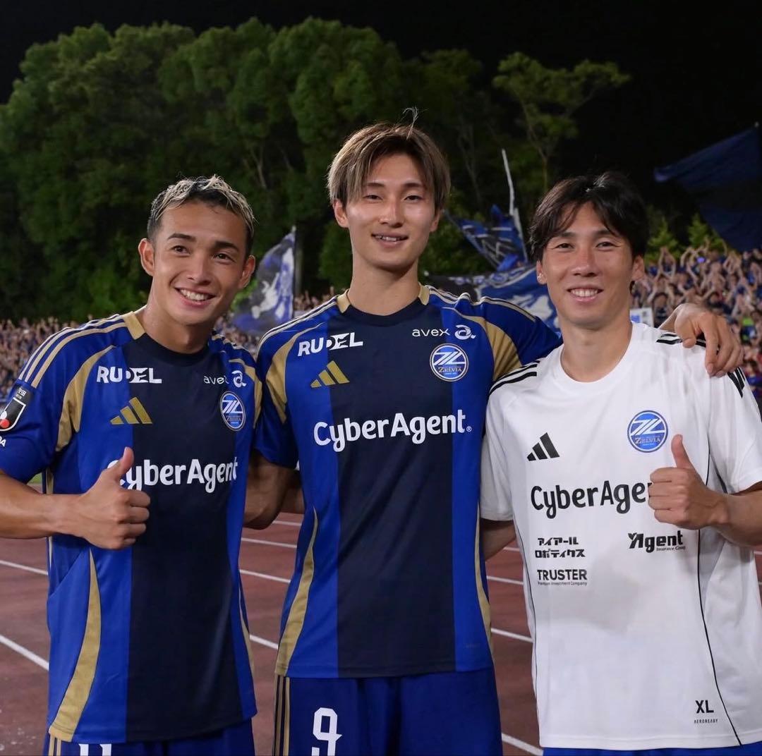 【2025】町田ゼルビア　ウェア　Lサイズ