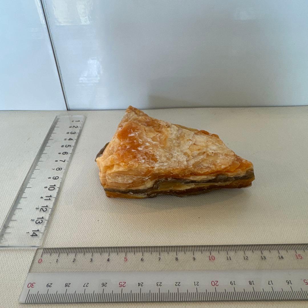 北海道石　然別オパール　蛍光オパール324g