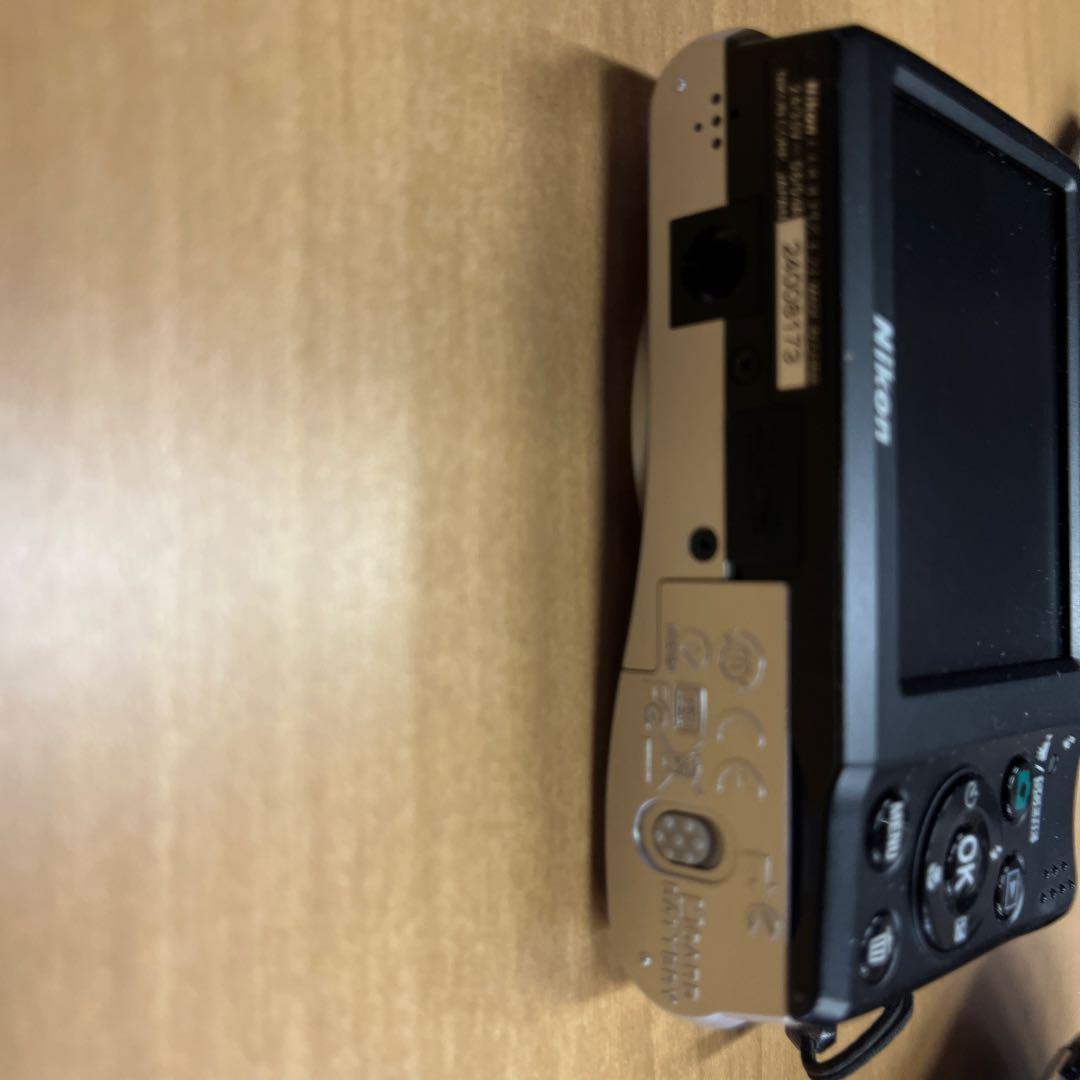 Nikon COOLPIX L21 ニコン　ケース、sdカード付き