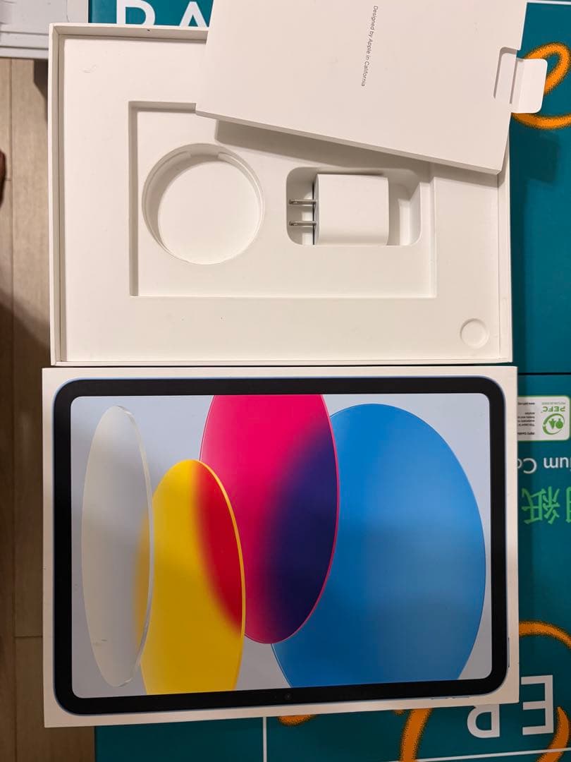 【美品】ipad(A16)Wi-Fi+セルラーモデル(充電回数4回)即日配送